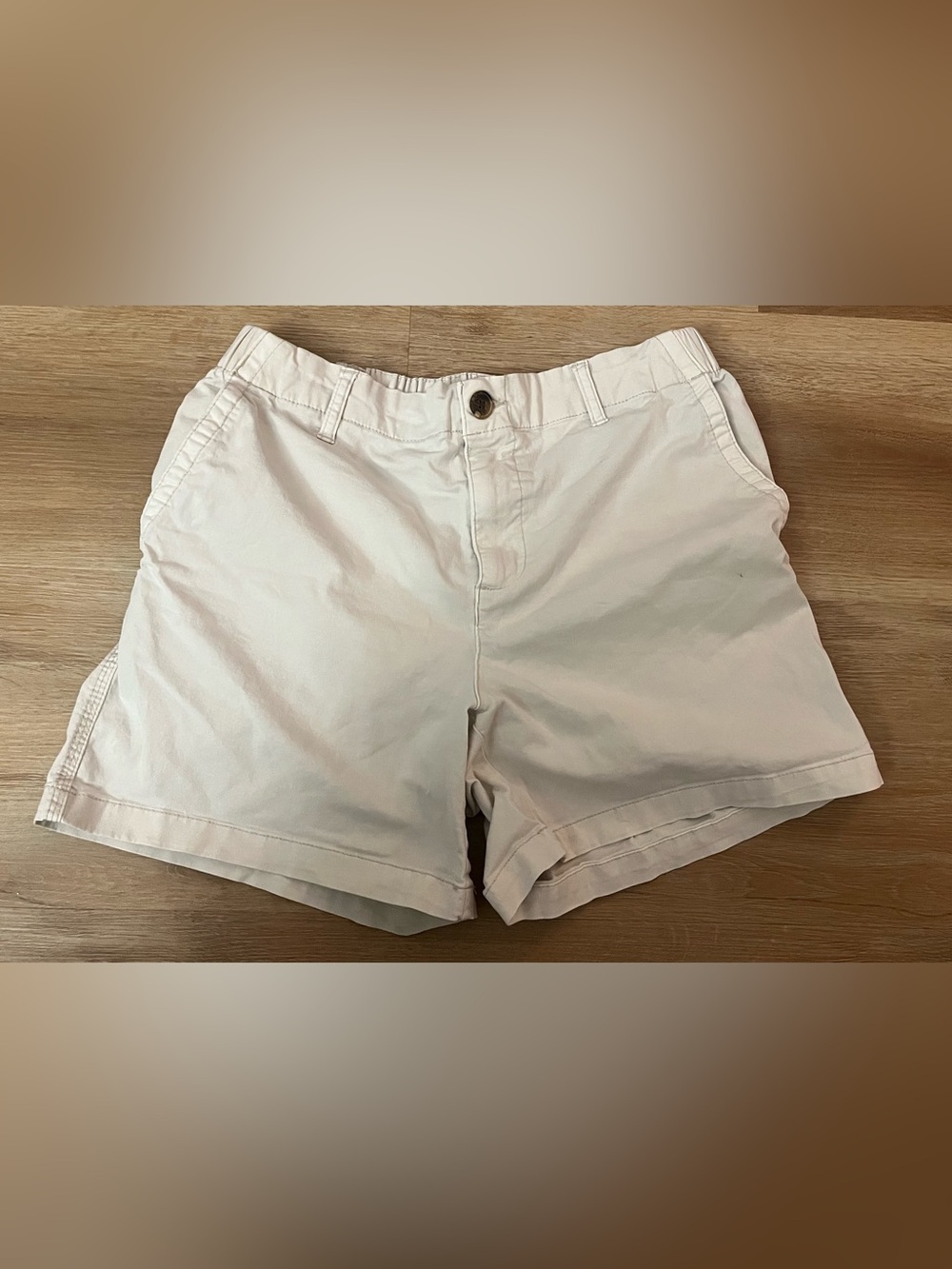 Old Navy Cream Chino Shorts
